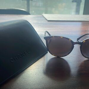 Chanel sunglasses. Worn twice. Perfect condition.
